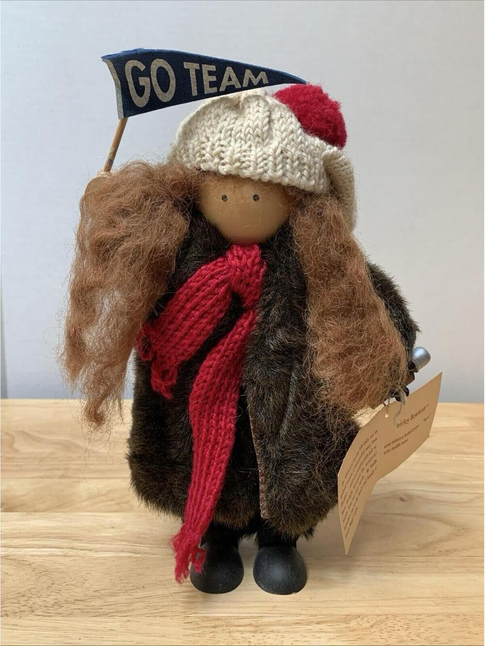 Vtg 1994 Lizzie High Doll Shirley Bowman W/ Flag, Thermos, Blanket, Fur Coat